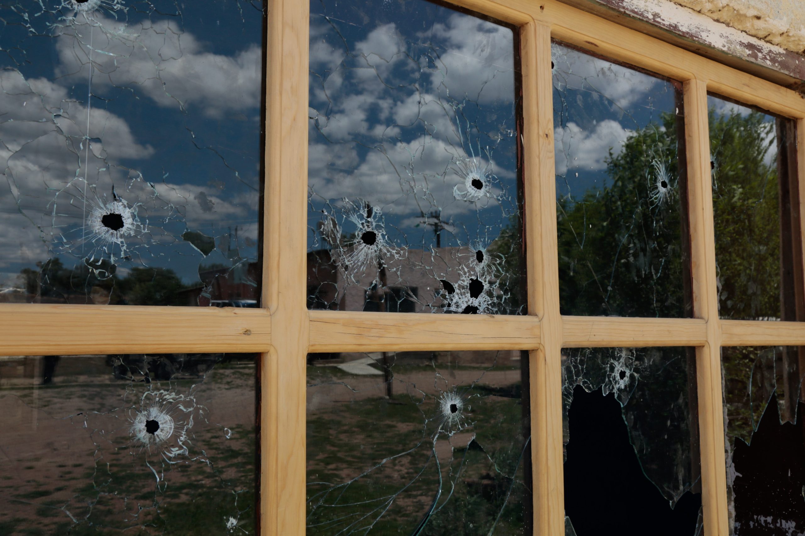Lauth Investigations International | Violence and Threat Assessments: Dos and Don'ts in the Workplace to Prevent Further Damage
