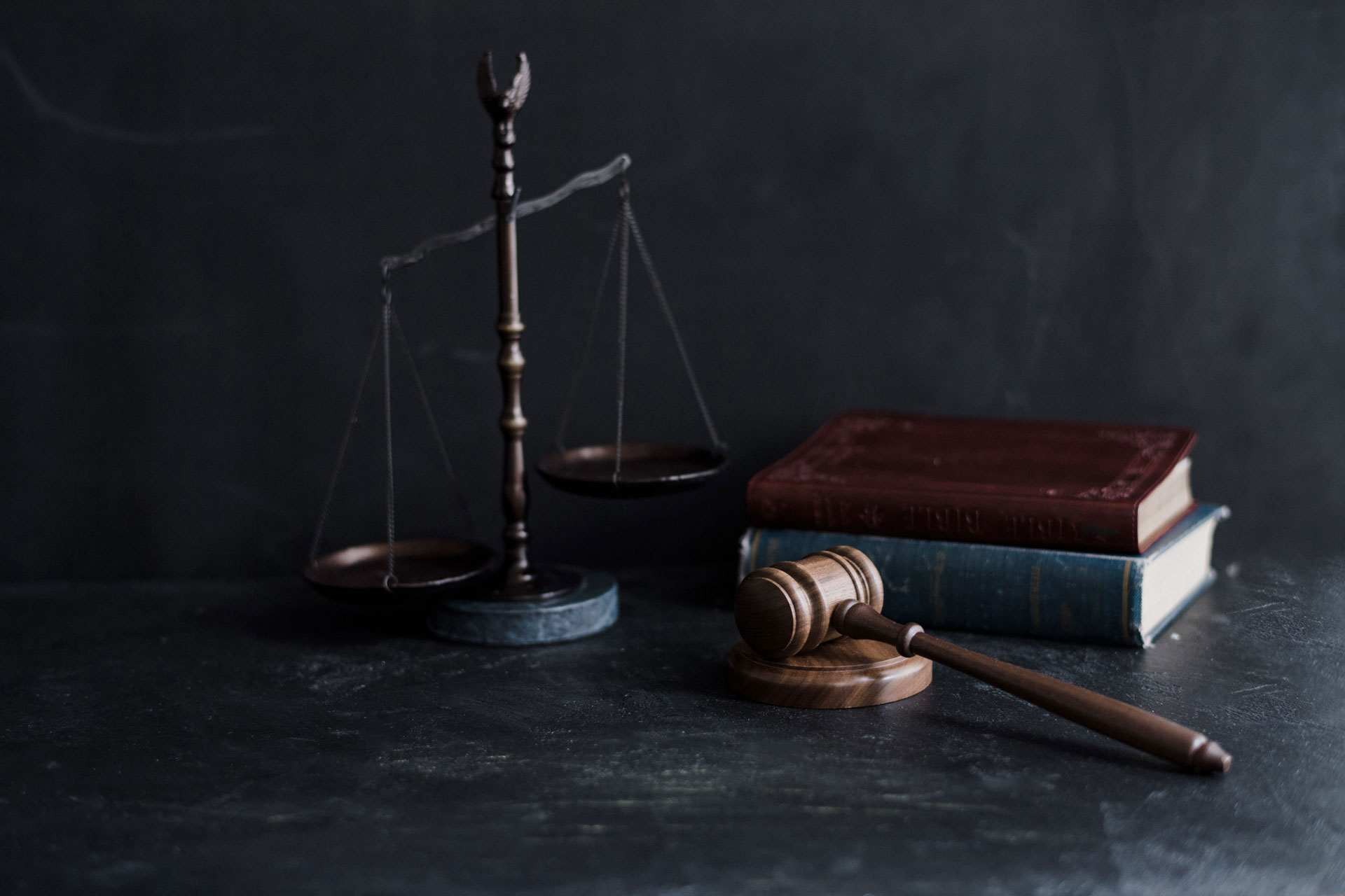 Lauth Investigations International | Art & Jewelry Theft