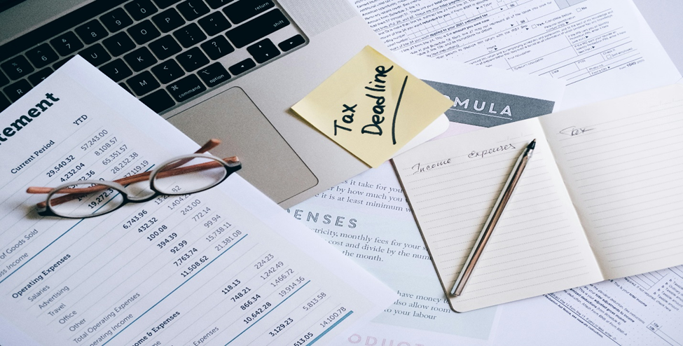 Lauth Investigations International | The Hybrid Workplace Trap: Investigating Misconduct When Employees are Never in the Same Place Lauth Investigations International | The Hybrid Workplace Trap: Investigating Misconduct When Employees are Never in the Same Place